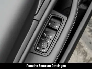 PORSCHE Taycan BOSE Performancebatterie  LED-Matrix BOSE