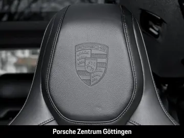 PORSCHE Taycan BOSE Performancebatterie  LED-Matrix BOSE