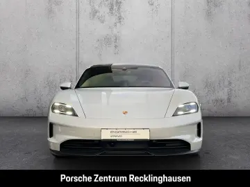 PORSCHE Taycan HA-Lenkung Surround-View Panoramadach