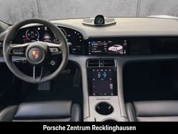 PORSCHE Taycan HA-Lenkung Surround-View Panoramadach