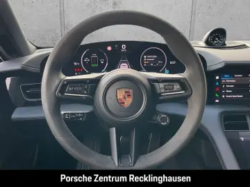 PORSCHE Taycan HA-Lenkung Surround-View Panoramadach