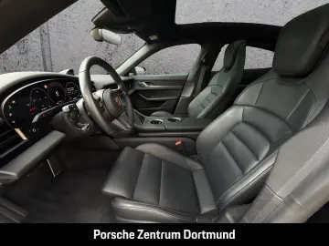 PORSCHE Taycan 4 BOSE Panorama InnoDrive HUD 20-Zoll