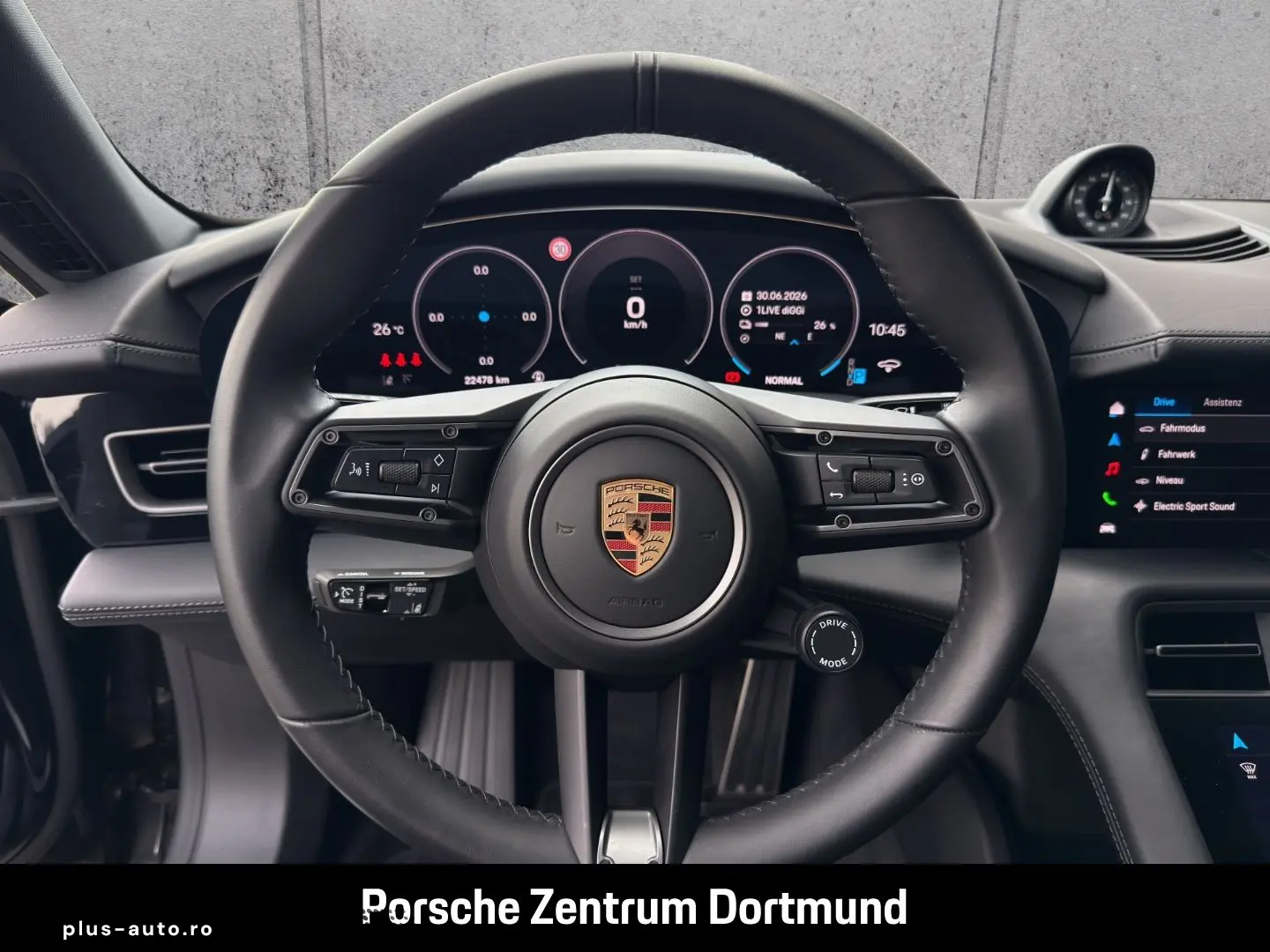 PORSCHE Taycan 4 BOSE Panorama InnoDrive HUD 20-Zoll