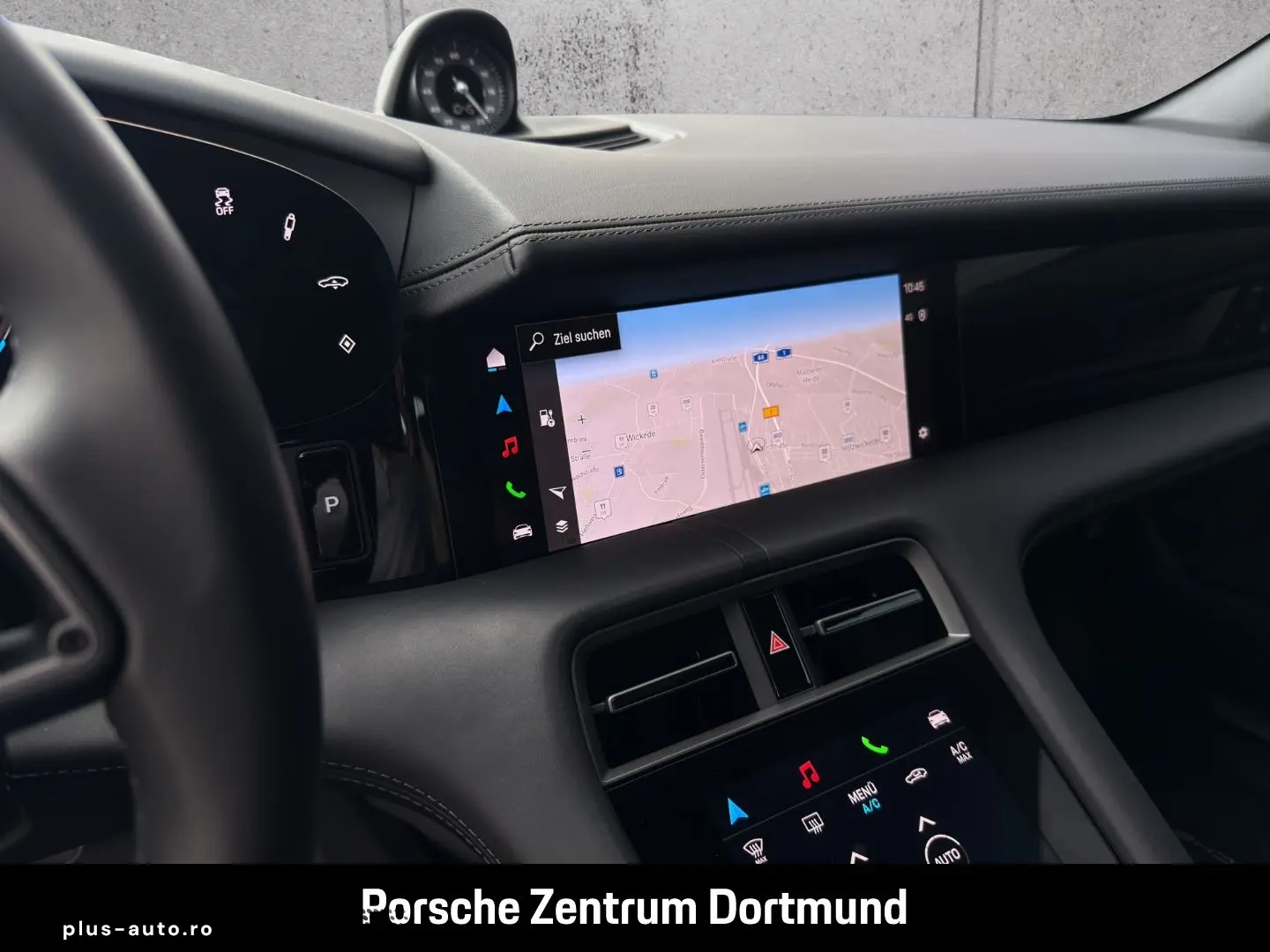 PORSCHE Taycan 4 BOSE Panorama InnoDrive HUD 20-Zoll