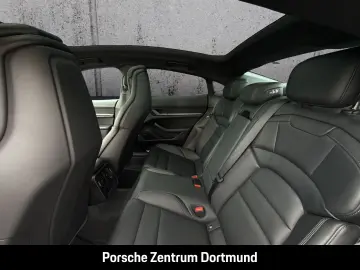 PORSCHE Taycan 4 BOSE Panorama InnoDrive HUD 20-Zoll