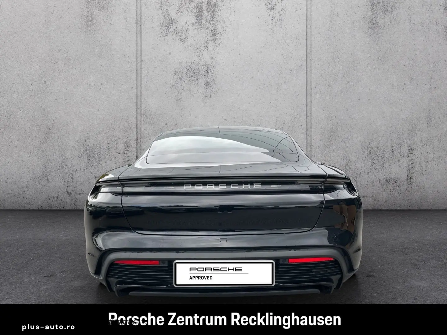 PORSCHE Taycan 4 BOSE Luftfederung Panorama InnoDrive