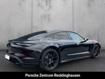 PORSCHE Taycan 4 BOSE Luftfederung Panorama InnoDrive