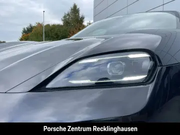 PORSCHE Taycan 4 BOSE Luftfederung Panorama InnoDrive