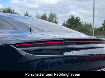 PORSCHE Taycan 4 BOSE Luftfederung Panorama InnoDrive