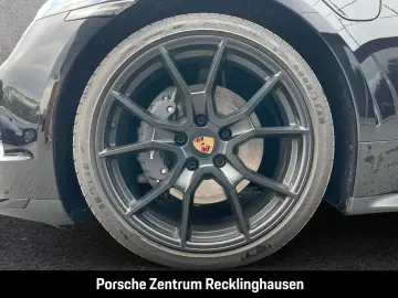 PORSCHE Taycan 4 BOSE Luftfederung Panorama InnoDrive