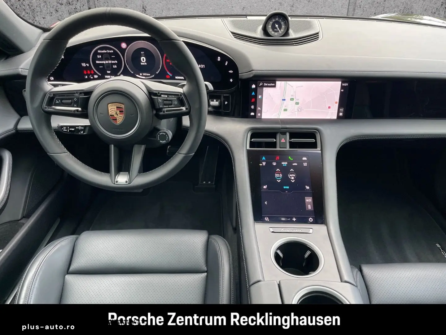 PORSCHE Taycan 4 BOSE Luftfederung Panorama InnoDrive