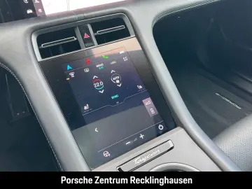PORSCHE Taycan 4 BOSE Luftfederung Panorama InnoDrive