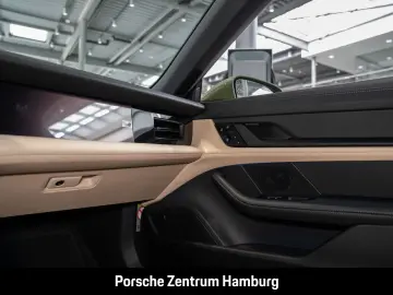 PORSCHE Taycan Basis BOSE Surround View Sport Chrono Pak