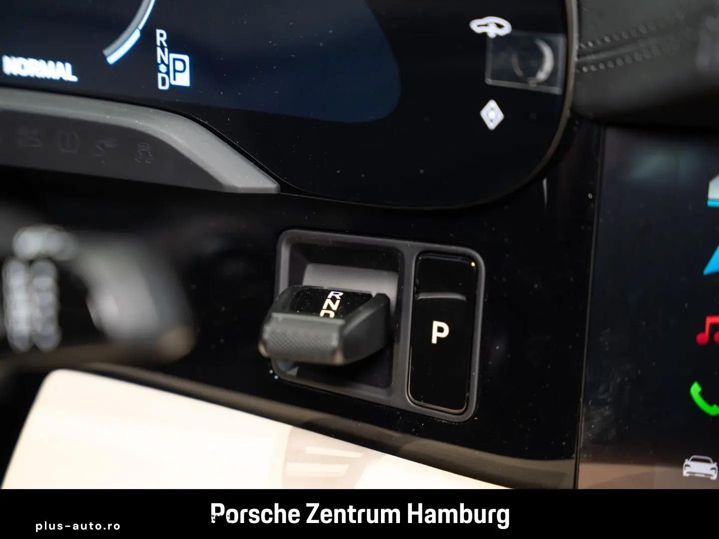 PORSCHE Taycan Basis BOSE Surround View Sport Chrono Pak
