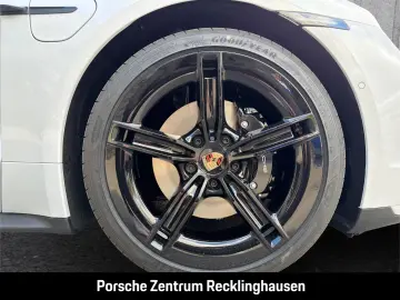 PORSCHE Taycan Black Edition SportDesign Paket Luftfeder