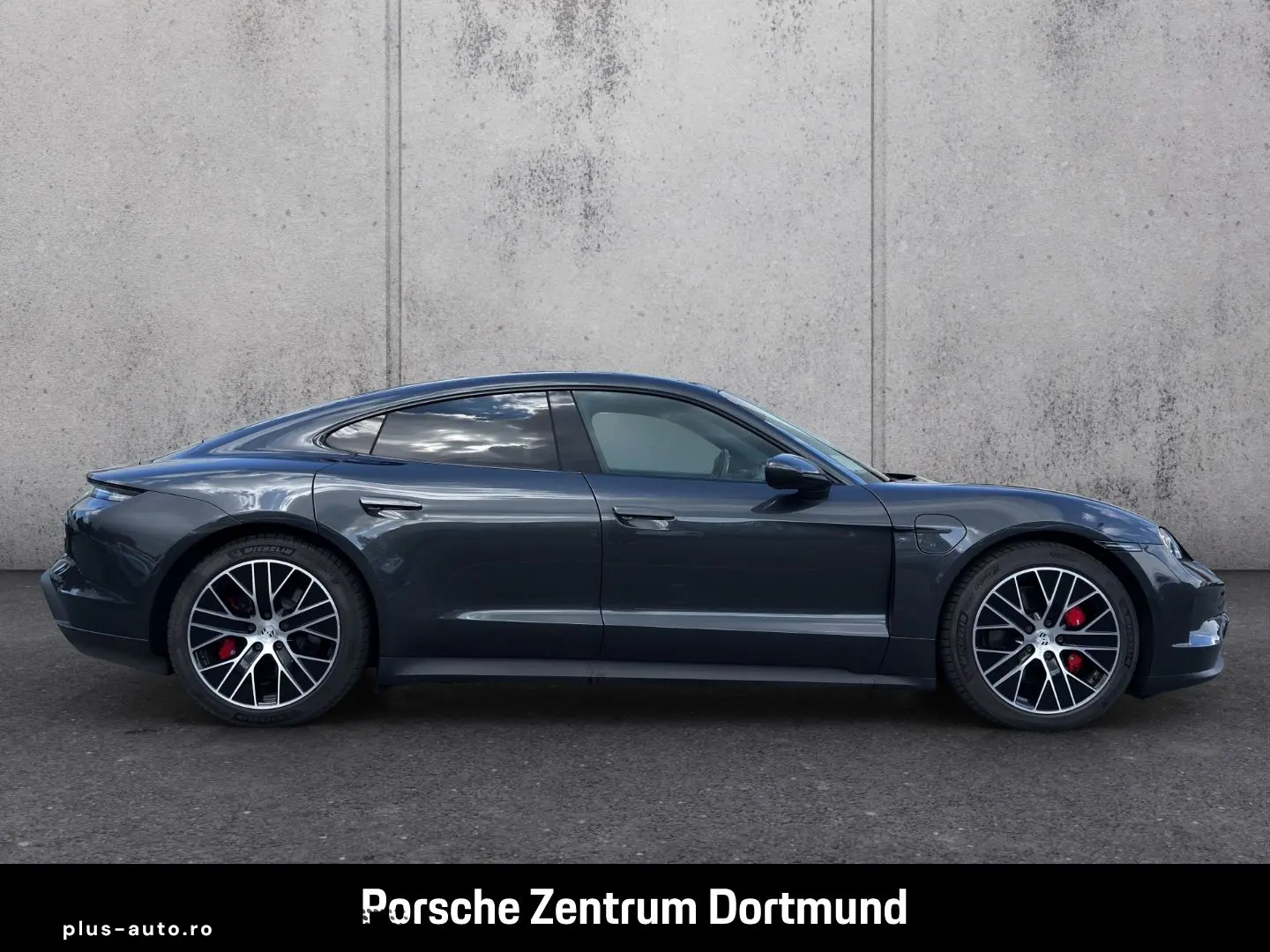 PORSCHE Taycan 4S