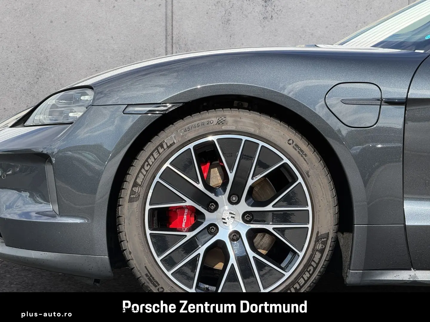 PORSCHE Taycan 4S