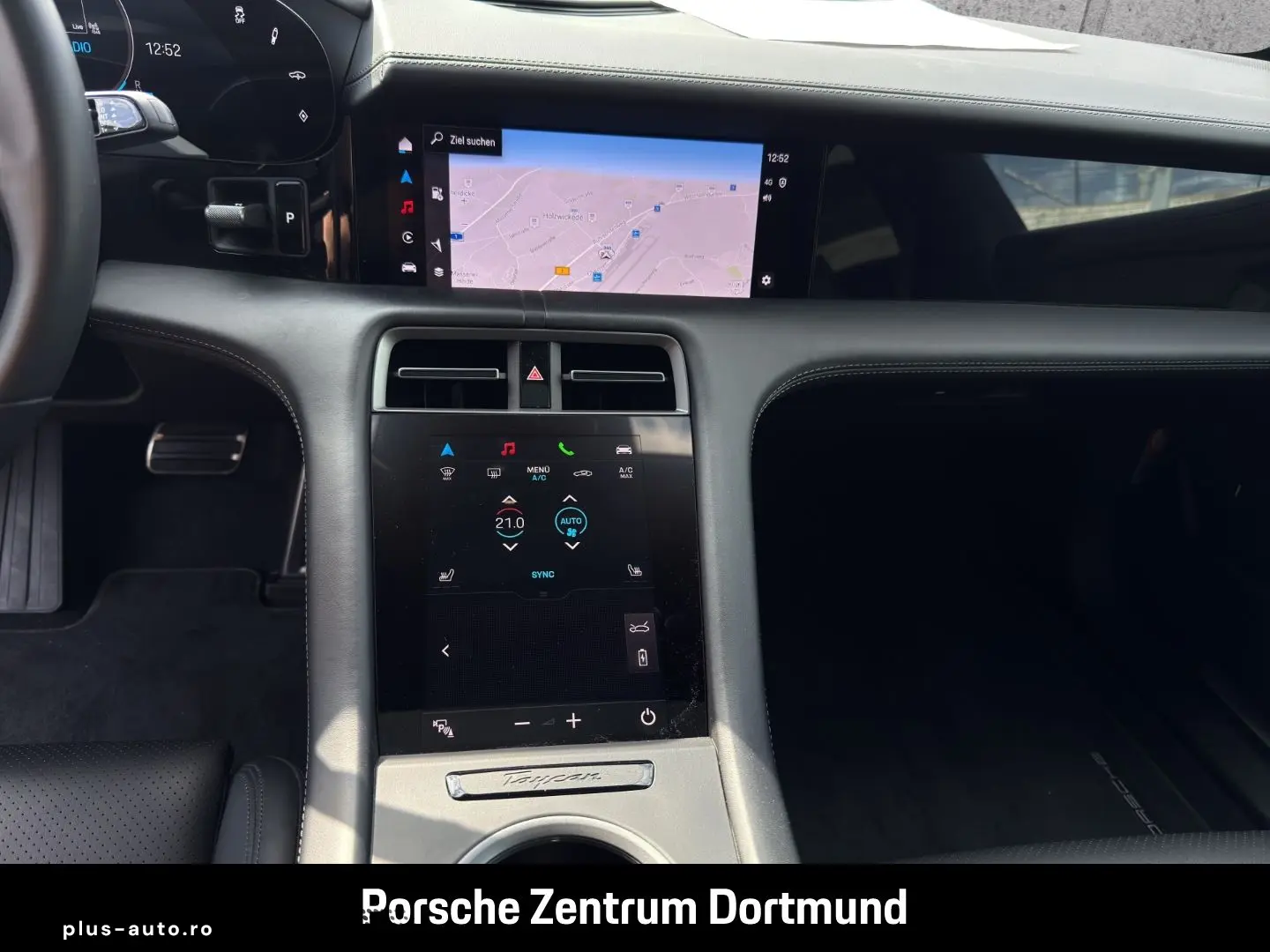 PORSCHE Taycan 4S