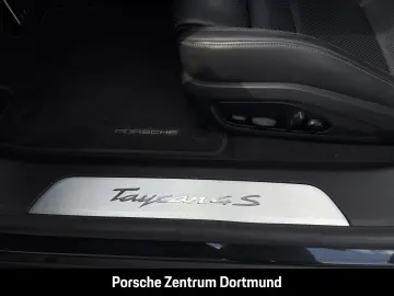 PORSCHE Taycan 4S