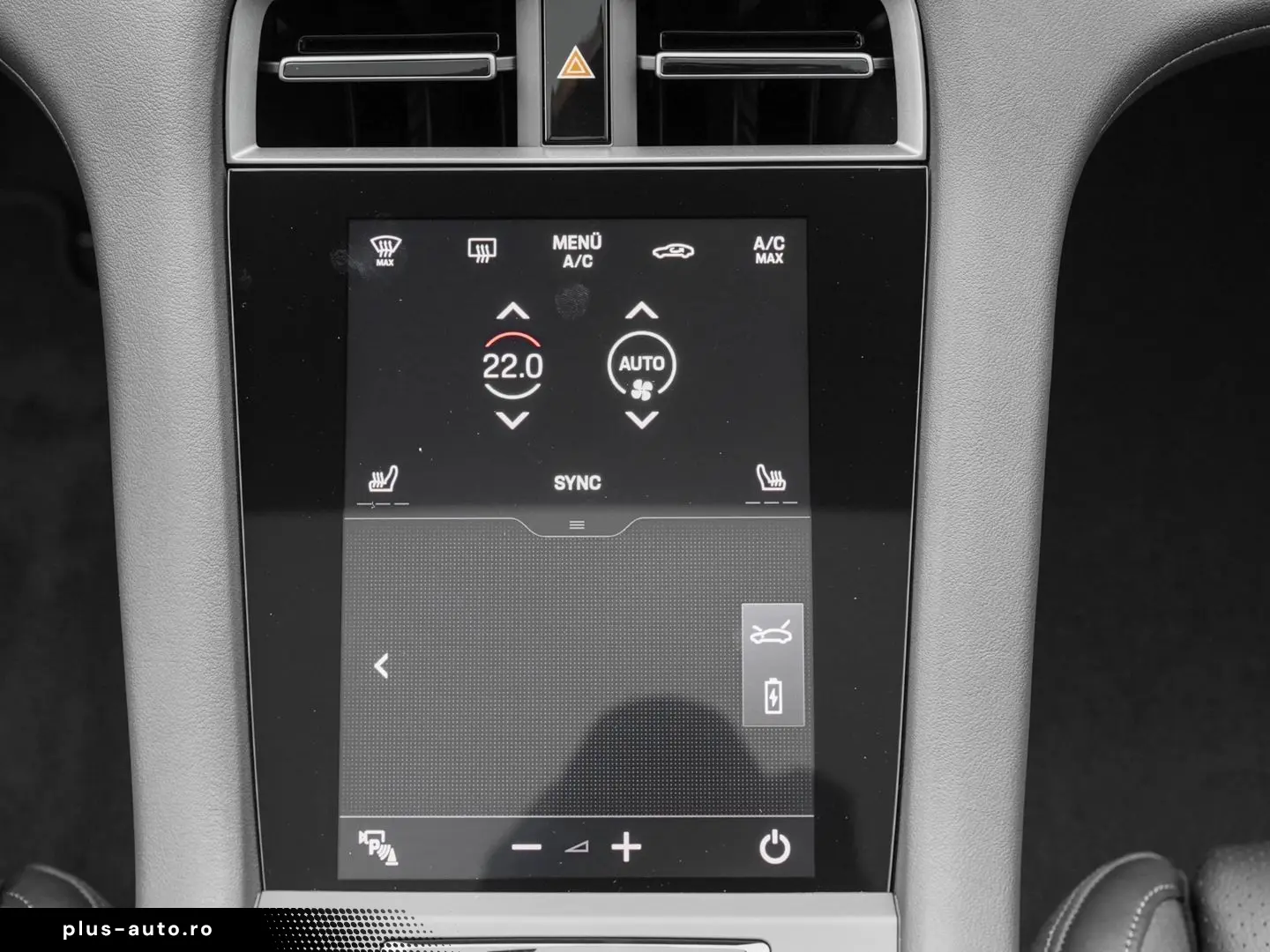 PORSCHE Taycan BOSE LED-Matrix Performancebatterie