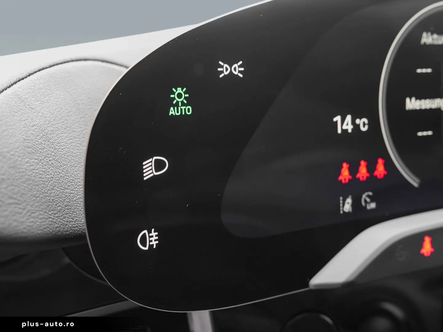 PORSCHE Taycan BOSE LED-Matrix Performancebatterie