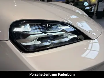 PORSCHE Taycan Black Edition InnoDrive 21-Zoll Panorama