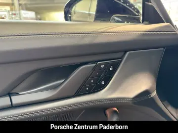 PORSCHE Taycan Black Edition InnoDrive 21-Zoll Panorama