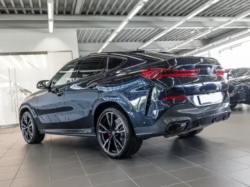 BMW X6 M60i xDrive M Sport PANO ACC AHK RFK NAVI LM