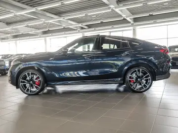 BMW X6 M60i xDrive M Sport PANO ACC AHK RFK NAVI LM