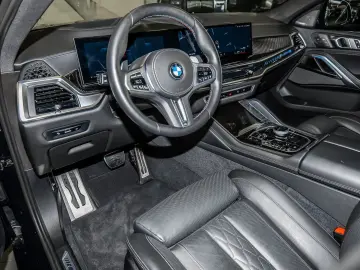 BMW X6 M60i xDrive M Sport PANO ACC AHK RFK NAVI LM