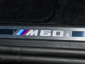 BMW X6 M60i xDrive M Sport PANO ACC AHK RFK NAVI LM