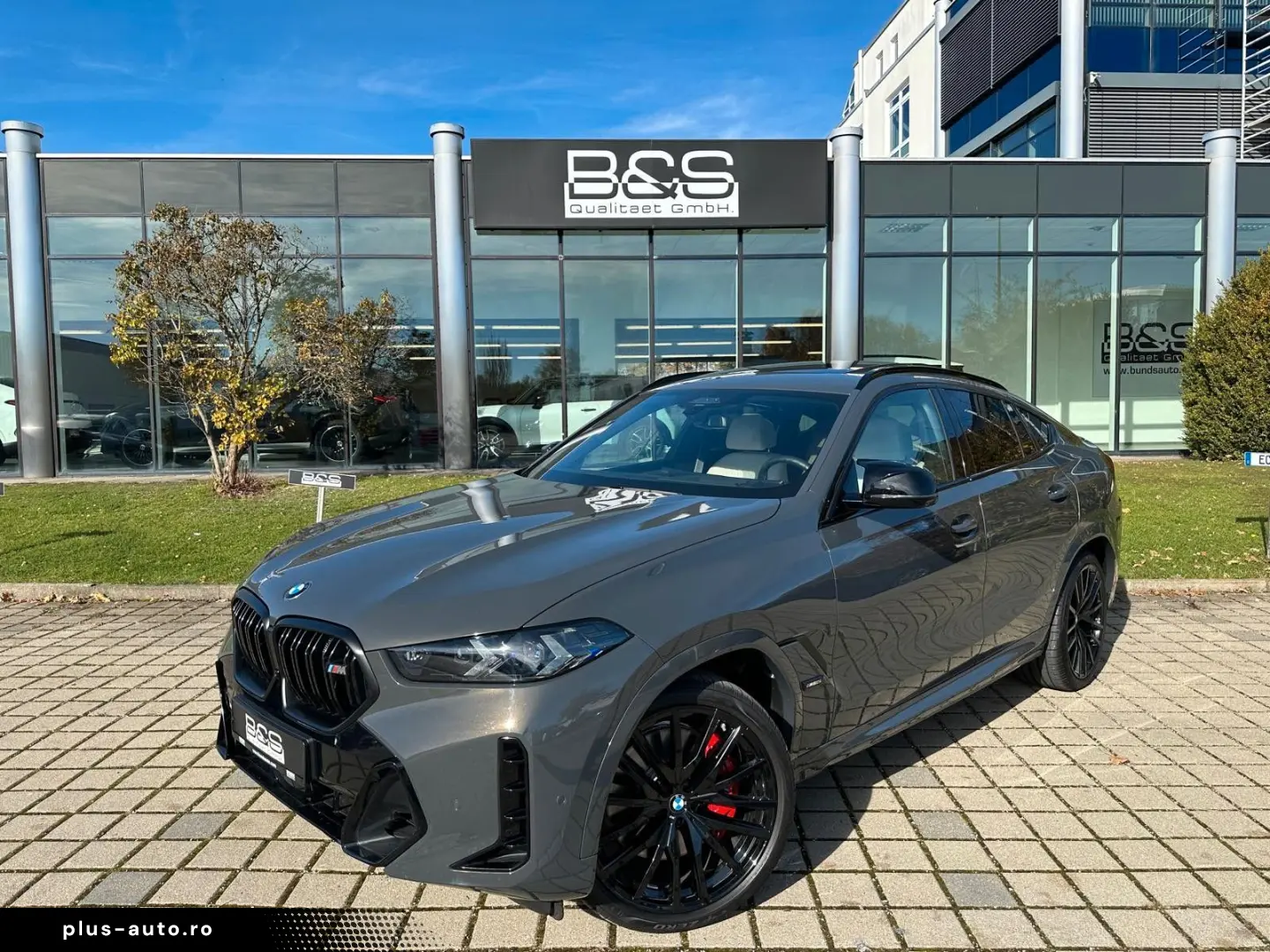 BMW X6 M60i xDrive ACC HUD PANO HARMAN AHK