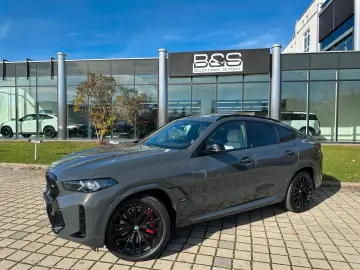 BMW X6 M60i xDrive ACC HUD PANO HARMAN AHK