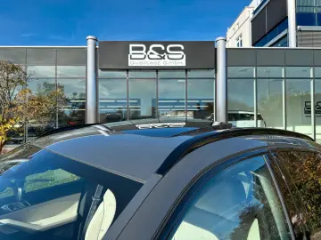 BMW X6 M60i xDrive ACC HUD PANO HARMAN AHK