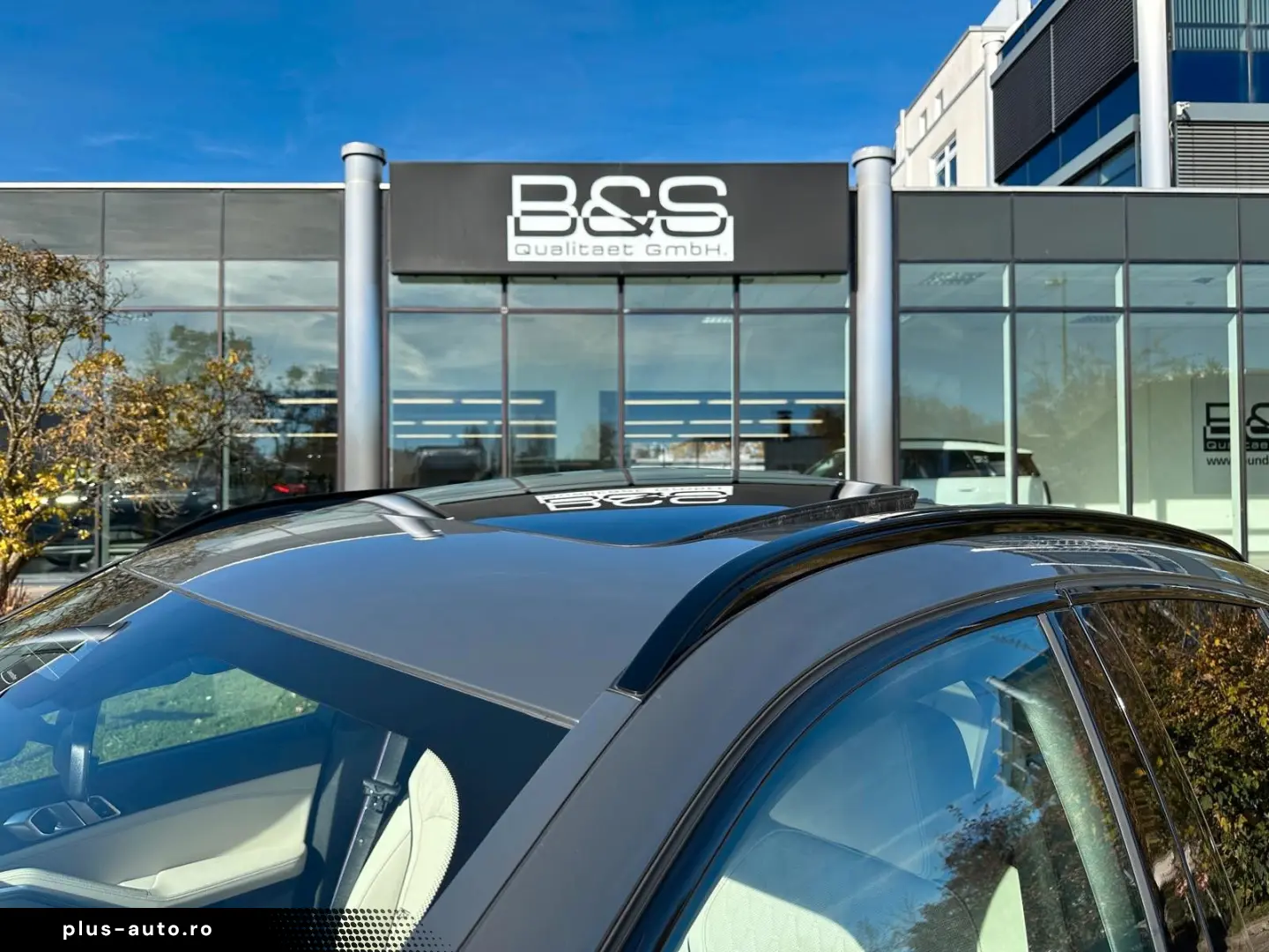 BMW X6 M60i xDrive ACC HUD PANO HARMAN AHK