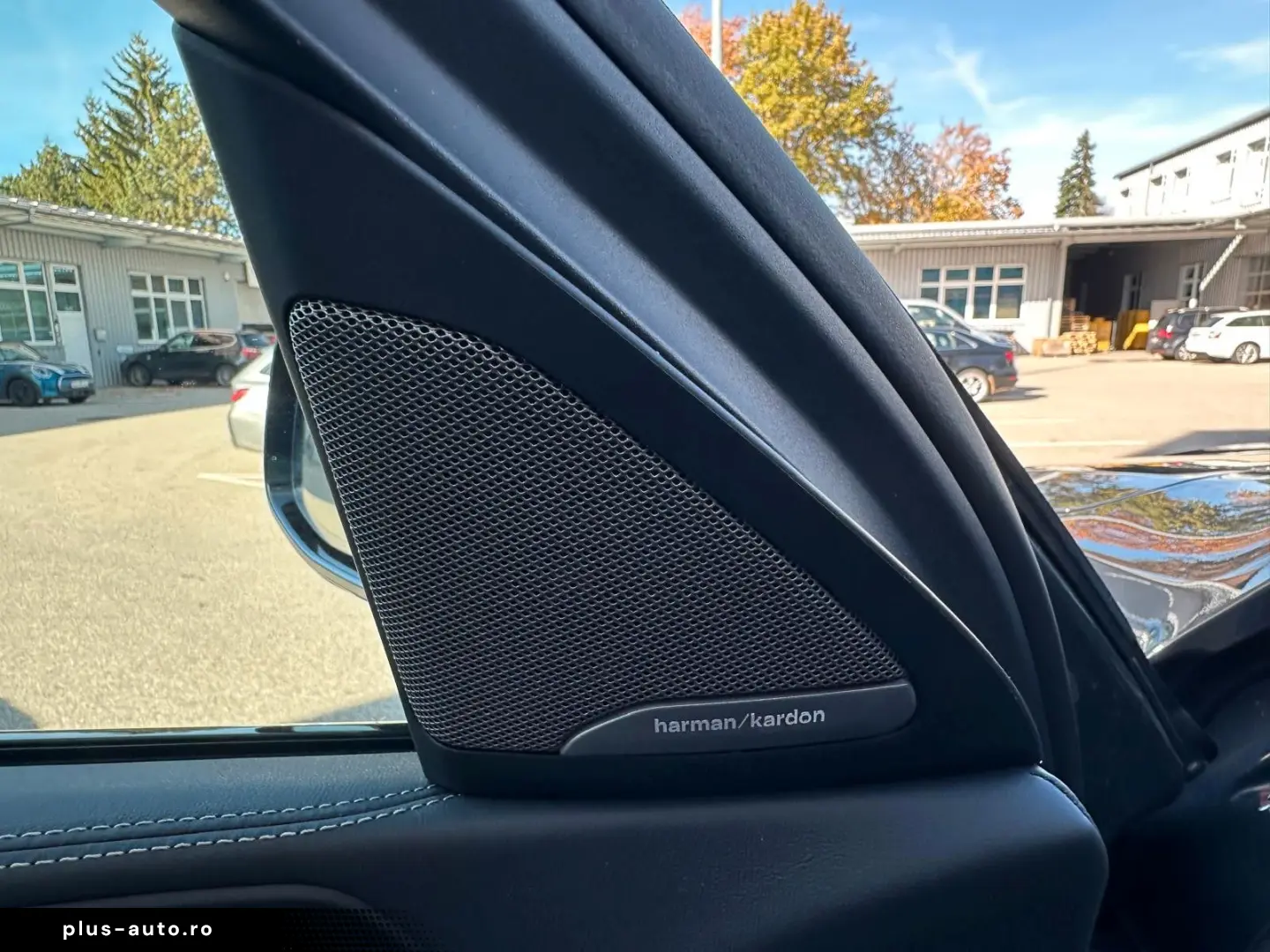 BMW X6 M60i xDrive ACC HUD PANO HARMAN AHK