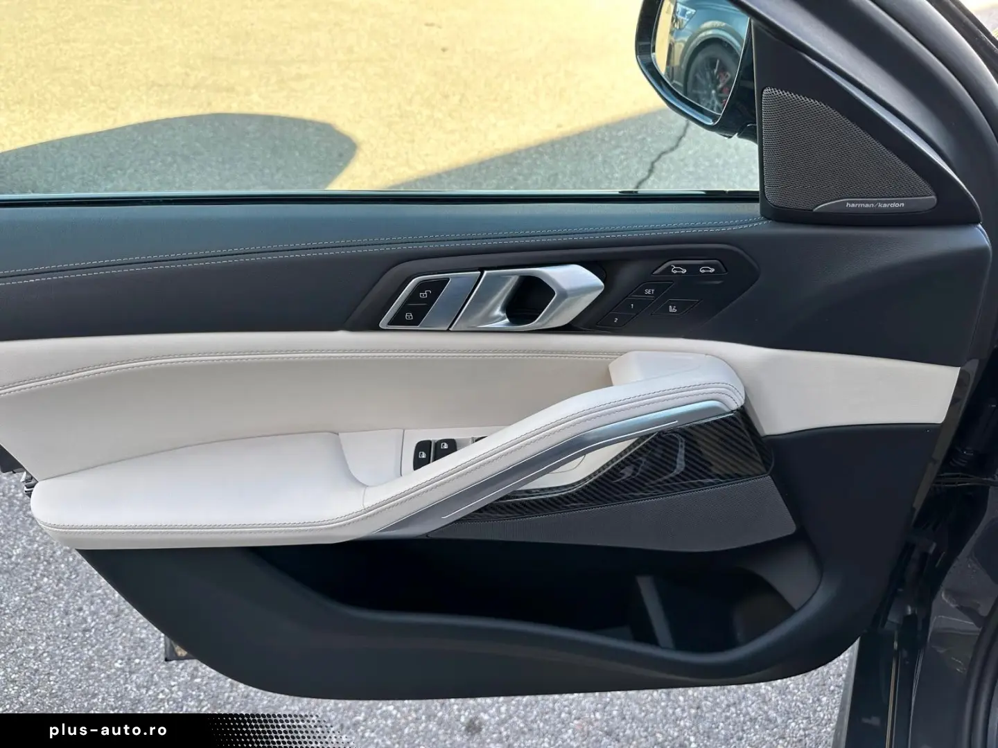 BMW X6 M60i xDrive ACC HUD PANO HARMAN AHK