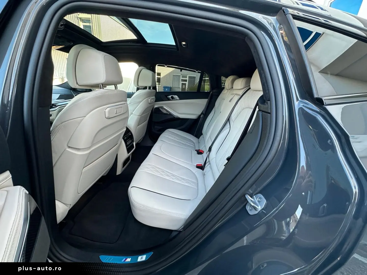 BMW X6 M60i xDrive ACC HUD PANO HARMAN AHK