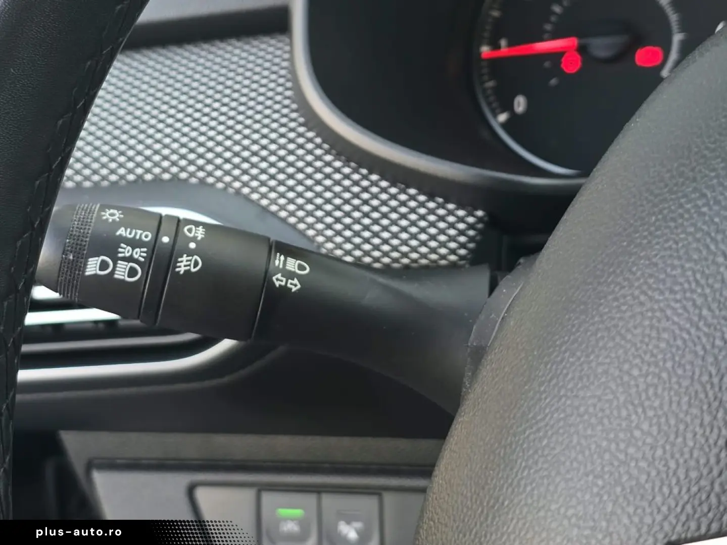 Dacia Logan ECO-G 100 MT6 EXPRESION