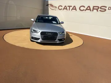 Audi A4 2.0TDI  143CP  Euro 5  BI-Xenon  Navi  Pilot  PDC