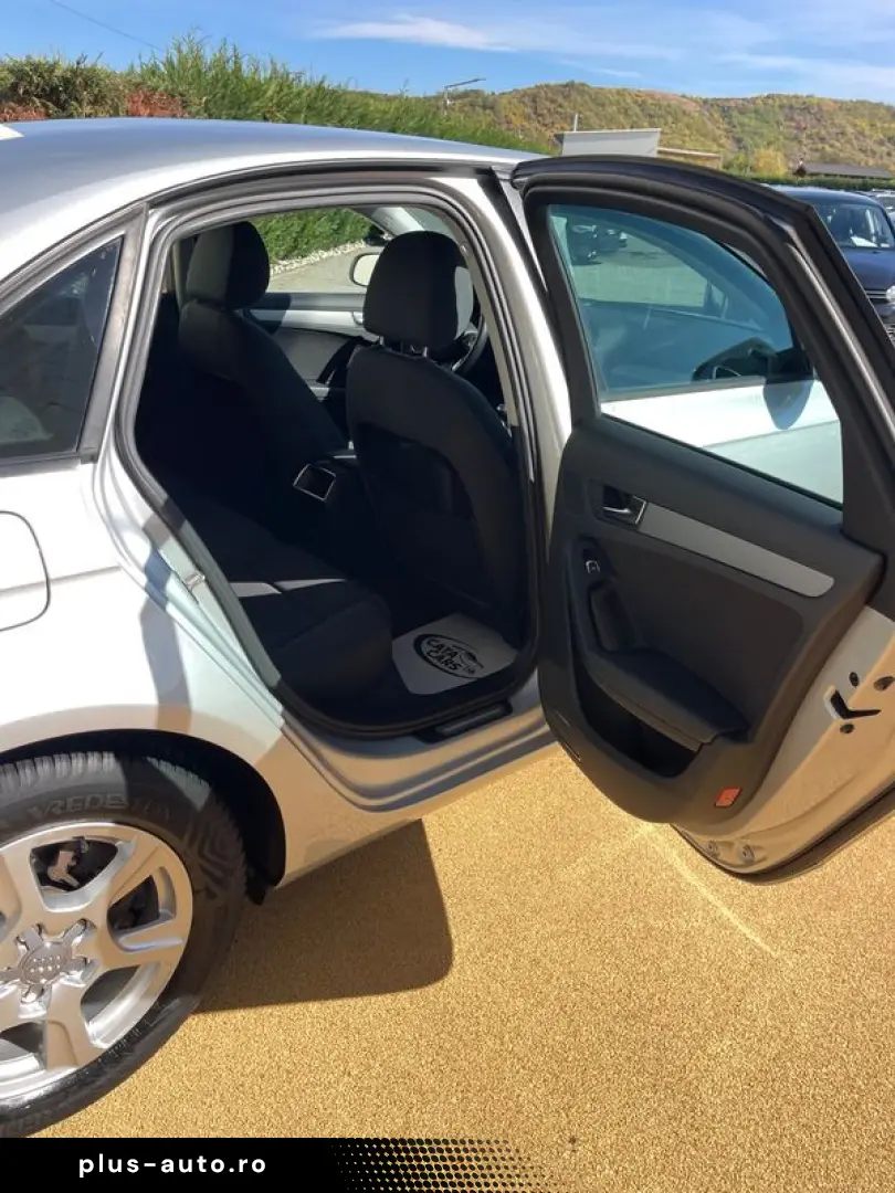 Audi A4 2.0TDI  143CP  Euro 5  BI-Xenon  Navi  Pilot  PDC