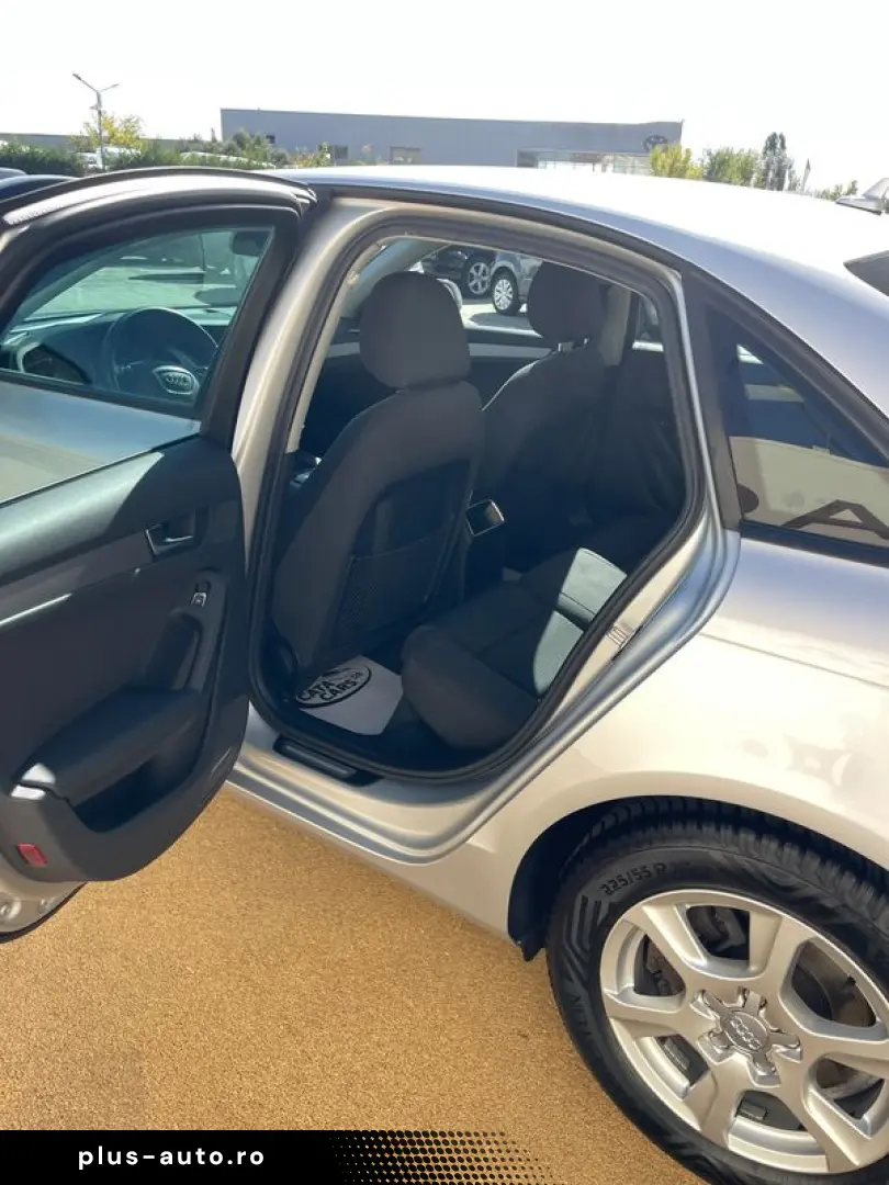 Audi A4 2.0TDI  143CP  Euro 5  BI-Xenon  Navi  Pilot  PDC