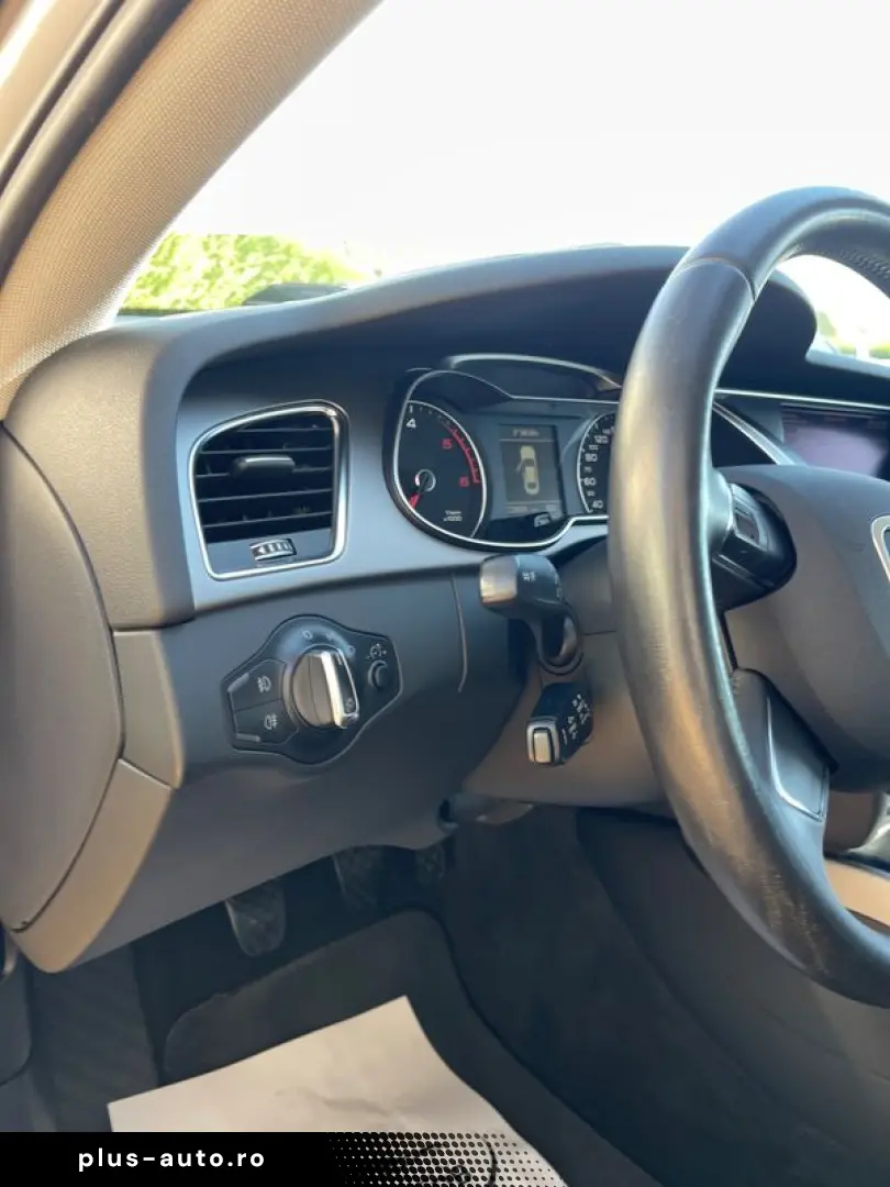 Audi A4 2.0TDI  143CP  Euro 5  BI-Xenon  Navi  Pilot  PDC