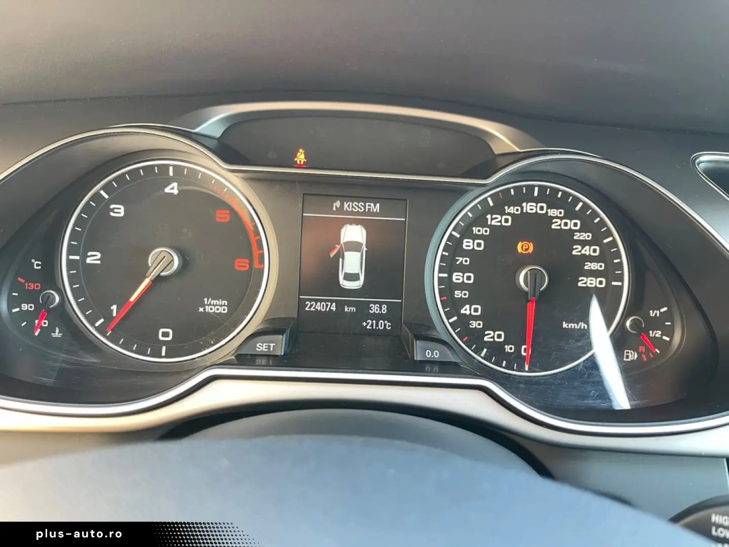 Audi A4 2.0TDI  143CP  Euro 5  BI-Xenon  Navi  Pilot  PDC