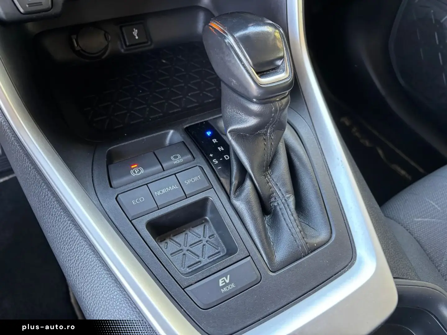 Toyota Rav-4