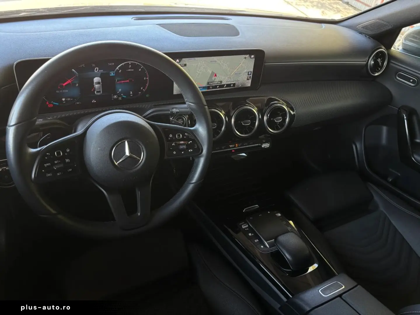 Mercedes-Benz A-180