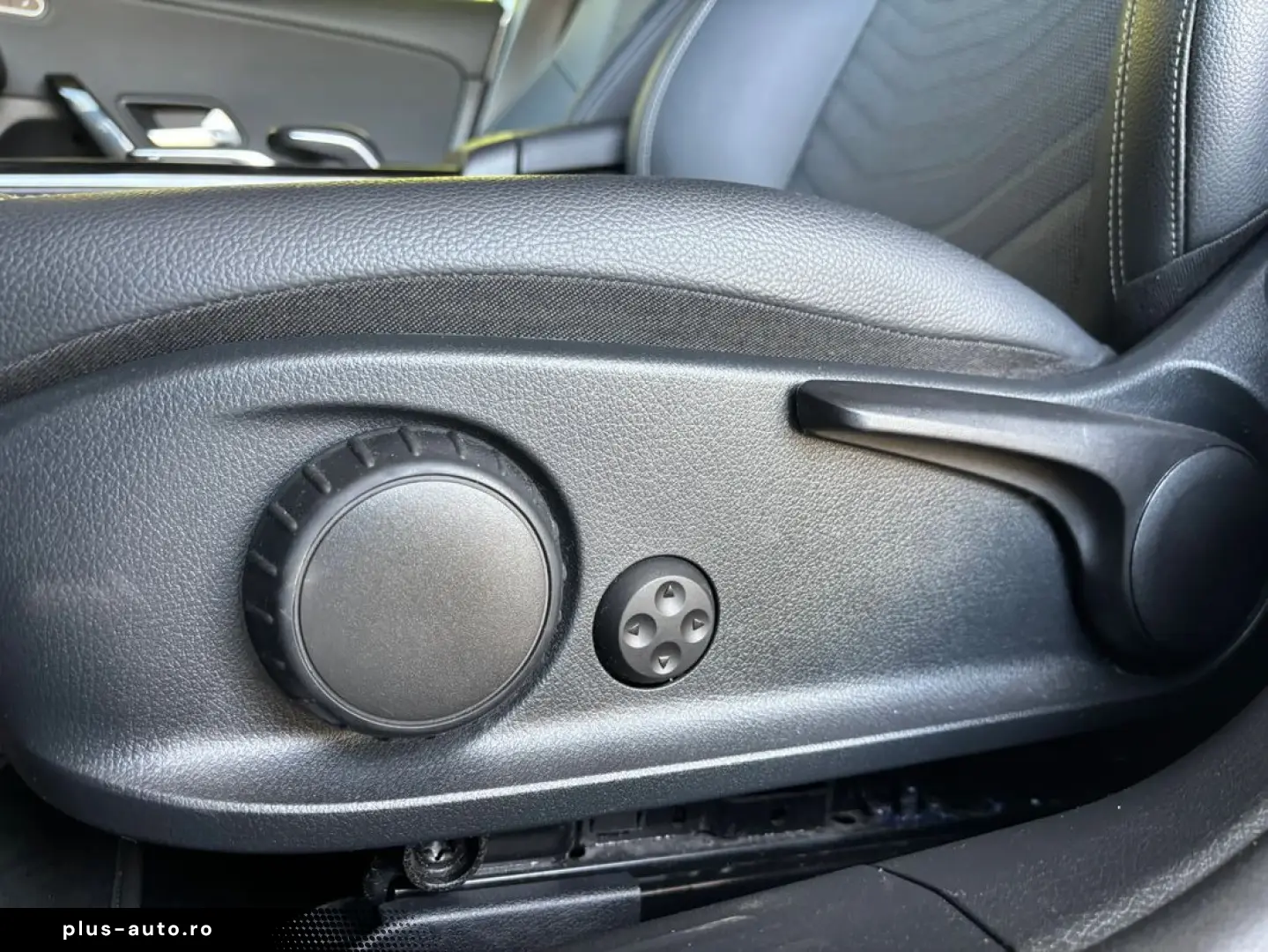Mercedes-Benz A-180