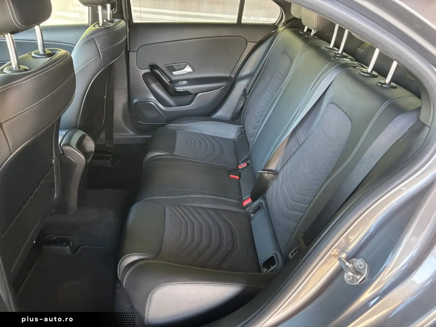 Mercedes-Benz A-180