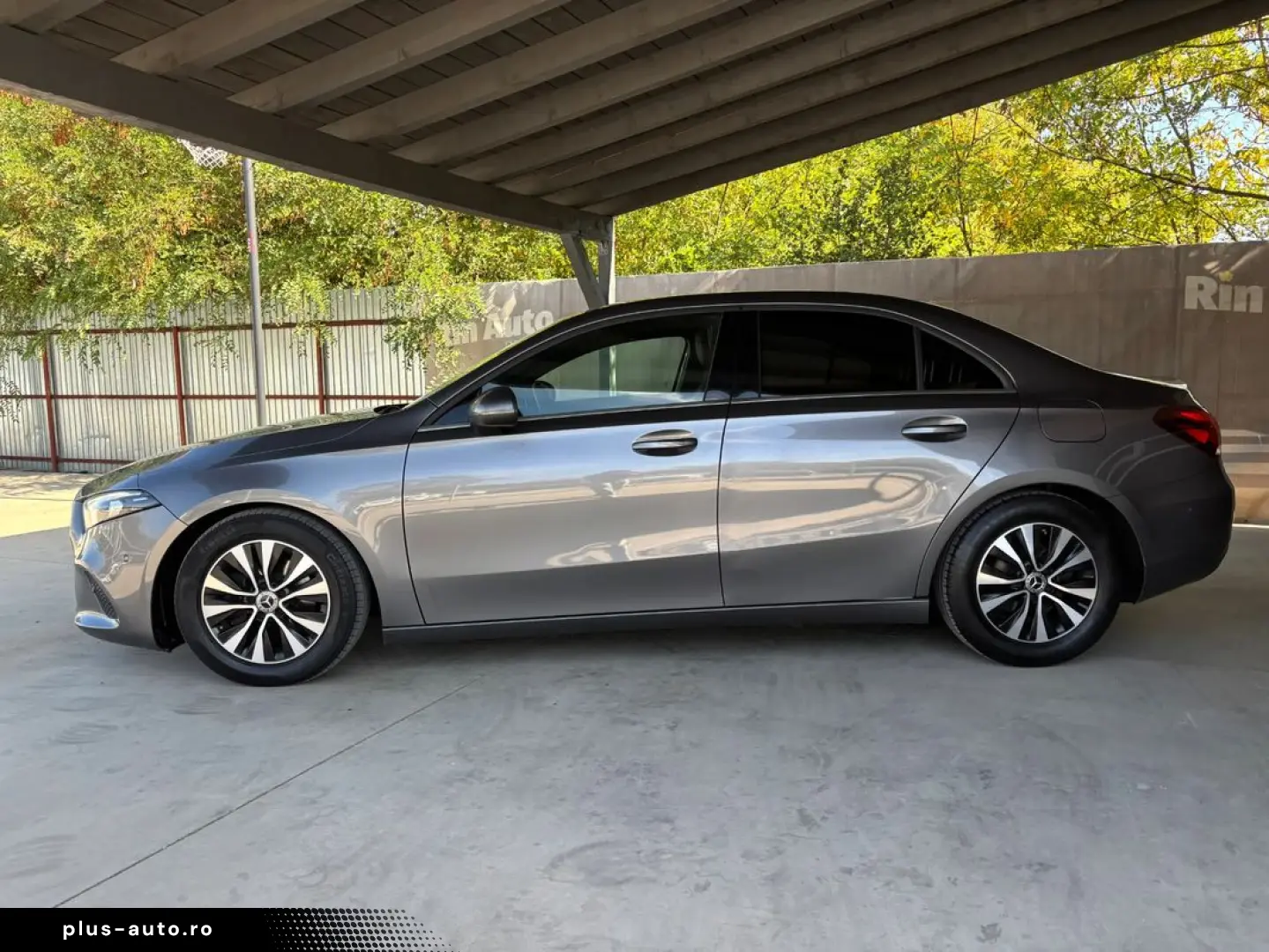 Mercedes-Benz A-180