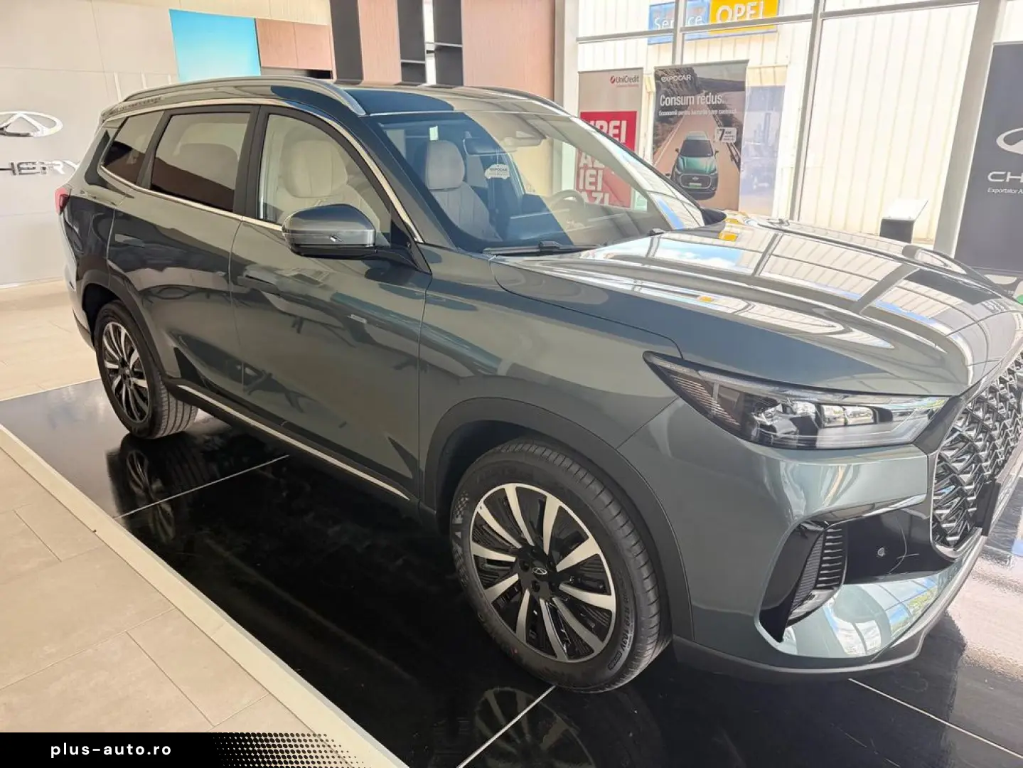 Chery Tiggo-8